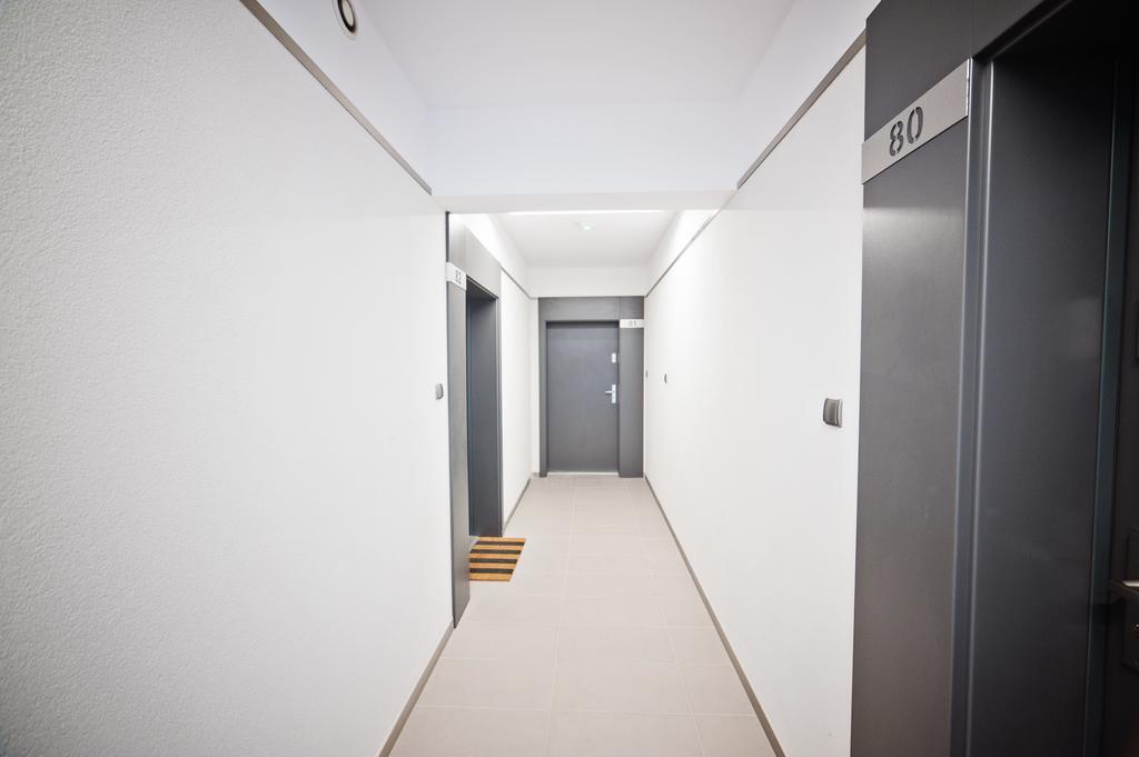 Good Time Apartments - Boznicza 1 I Male Garbary 8 Poznań Eksteriør billede