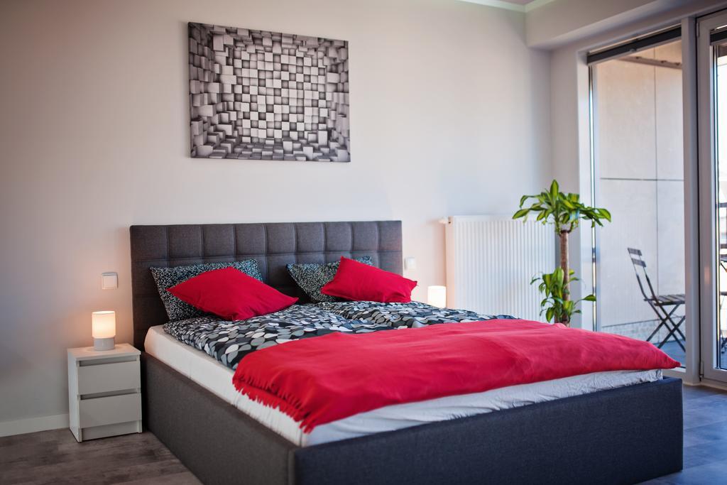 Good Time Apartments - Boznicza 1 I Male Garbary 8 Poznań Eksteriør billede