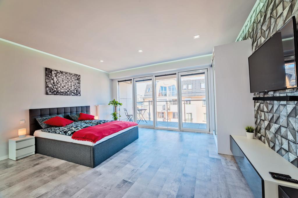 Good Time Apartments - Boznicza 1 I Male Garbary 8 Poznań Eksteriør billede
