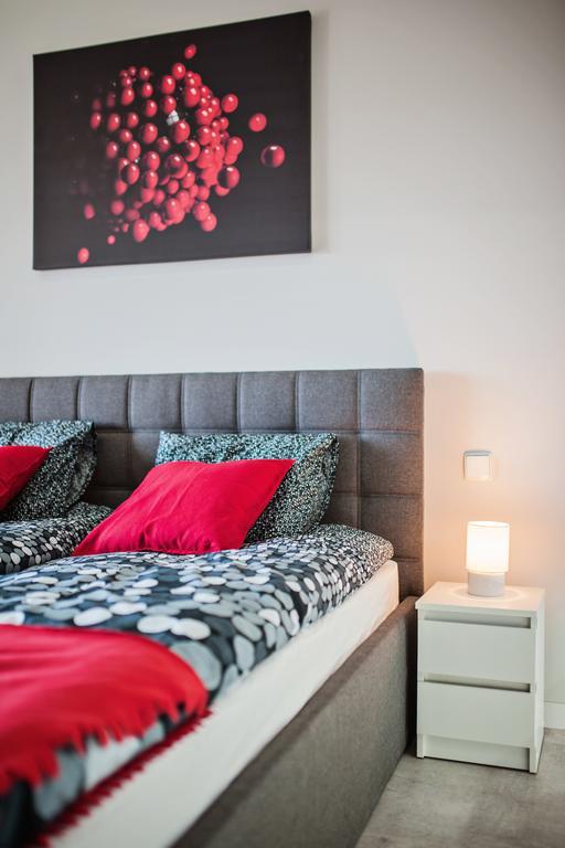 Good Time Apartments - Boznicza 1 I Male Garbary 8 Poznań Eksteriør billede