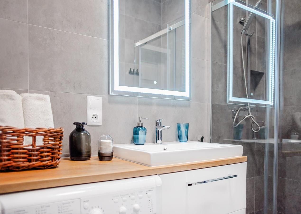 Good Time Apartments - Boznicza 1 I Male Garbary 8 Poznań Eksteriør billede